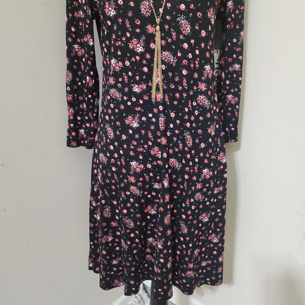 ALMOST FAMOUS Ditsy Floral Boho Cut Out Back Dress, size‎ Large, Black Multi - Picture 6 of 13
